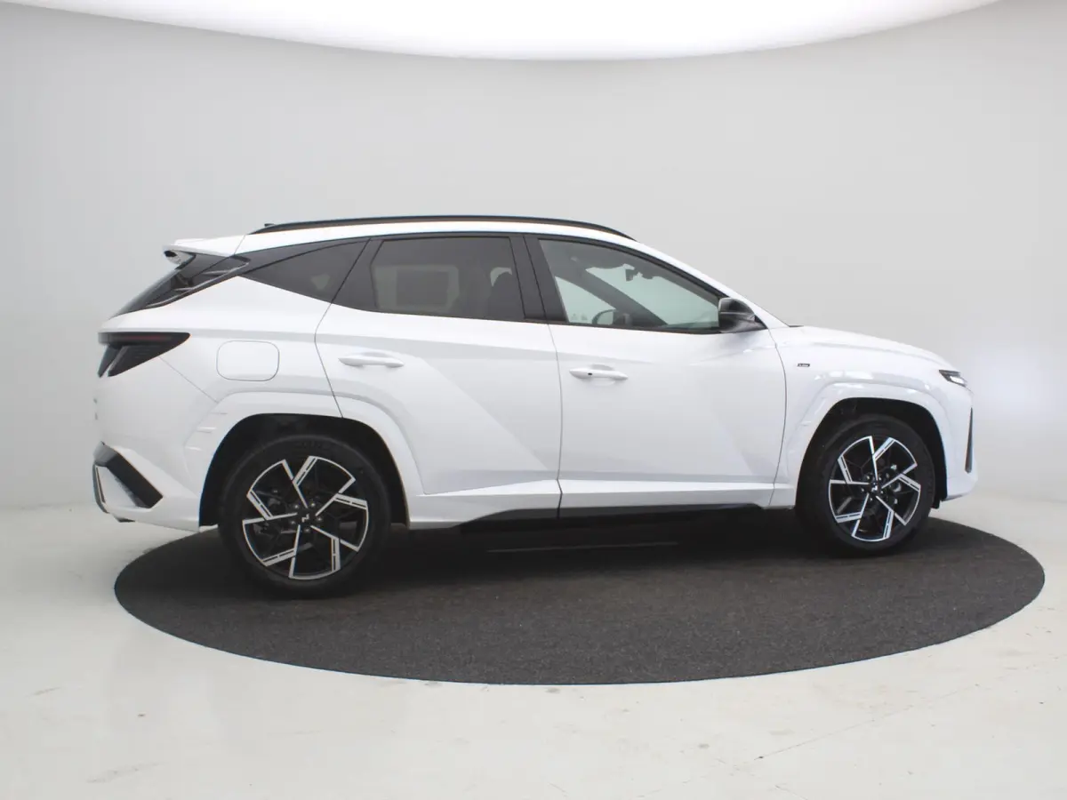 1.6 T-GDI PHEV N Line Business Sky / Prijs is rijklaar / GROOT Glazen schuif-kanteldak / Navigatie / Keyless Entry / Snel leverbaar / 5 Jaar fabrieksgarantie /