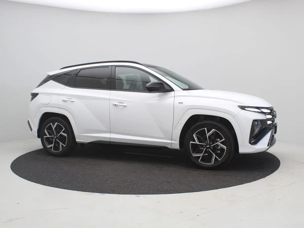 1.6 T-GDI PHEV N Line Business Sky / Prijs is rijklaar / GROOT Glazen schuif-kanteldak / Navigatie / Keyless Entry / Snel leverbaar / 5 Jaar fabrieksgarantie /