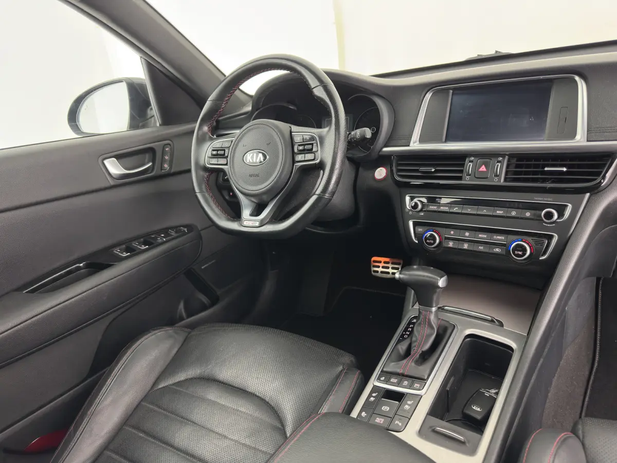 Sportswagon 1.7 CRDi GT-Line (INCL-BTW)  Aut. *PANO | LEATHER | FULL-LED | HARMAN/KARDON-AUDIO  | ADAPTIVE-CRUISE | BLINDSPOT | TOPVIEW | KEYLESS | HEATED-COMFORTSEATS | NAVI-FULLMAP | SHIFT