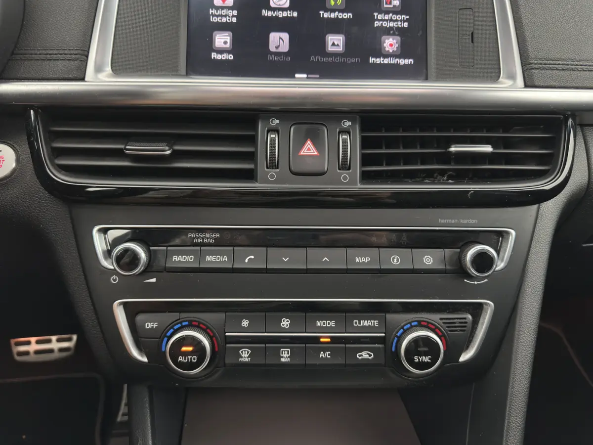 Sportswagon 1.7 CRDi GT-Line (INCL-BTW)  Aut. *PANO | LEATHER | FULL-LED | HARMAN/KARDON-AUDIO  | ADAPTIVE-CRUISE | BLINDSPOT | TOPVIEW | KEYLESS | HEATED-COMFORTSEATS | NAVI-FULLMAP | SHIFT