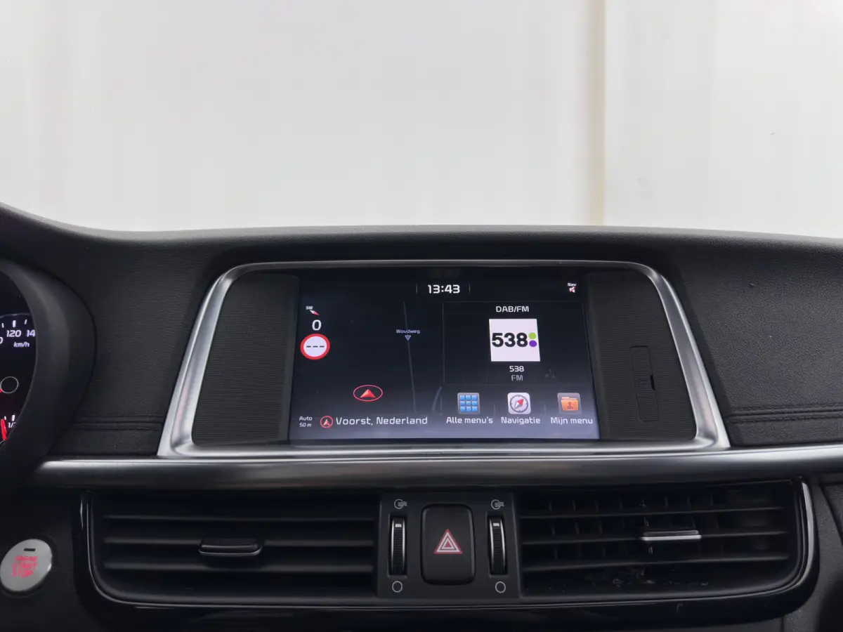 Sportswagon 1.7 CRDi GT-Line (INCL-BTW)  Aut. *PANO | LEATHER | FULL-LED | HARMAN/KARDON-AUDIO  | ADAPTIVE-CRUISE | BLINDSPOT | TOPVIEW | KEYLESS | HEATED-COMFORTSEATS | NAVI-FULLMAP | SHIFT