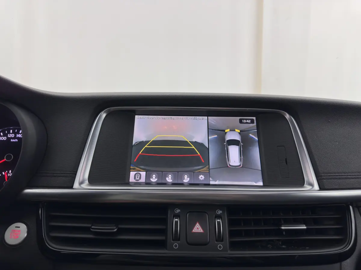 Sportswagon 1.7 CRDi GT-Line (INCL-BTW)  Aut. *PANO | LEATHER | FULL-LED | HARMAN/KARDON-AUDIO  | ADAPTIVE-CRUISE | BLINDSPOT | TOPVIEW | KEYLESS | HEATED-COMFORTSEATS | NAVI-FULLMAP | SHIFT