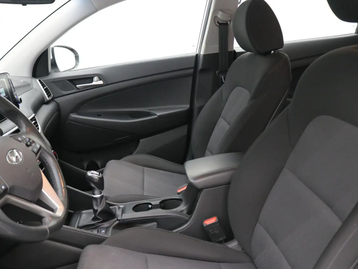 1.6 GDI i-Drive / Navigatie / Trekhaak / Climate Control / Achteruitrij Camera / Apple Carplay / Boekjes aanwezig / | Airco | Bluetooth telefoonvoorbereiding | Cruise control