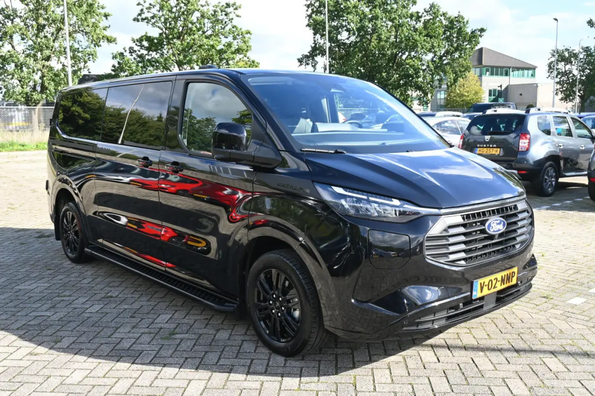 Black Platinum 320 2.5 PHEV L2H1 | Dubbel Cabine 5P | Leder | Adaptive Cruise Control | Camera | Stoelverwarming |