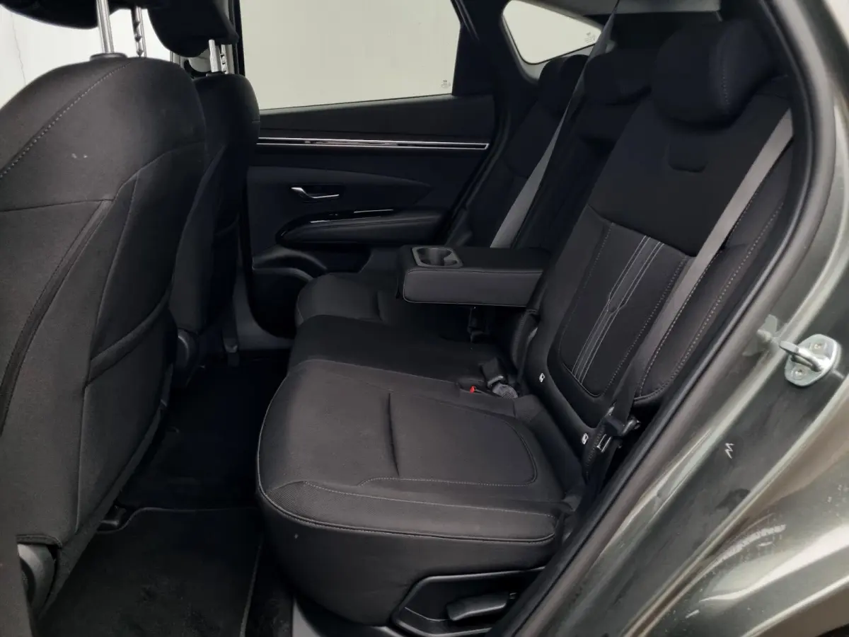 1.6 T-GDI PHEV I-Motion 4WD Automaat / 265pk / 1350KG Trekgewicht / Navigatie via Android Auto/Apple Carplay / Camera/ Cruise Control Adaptief / Premium Velgen