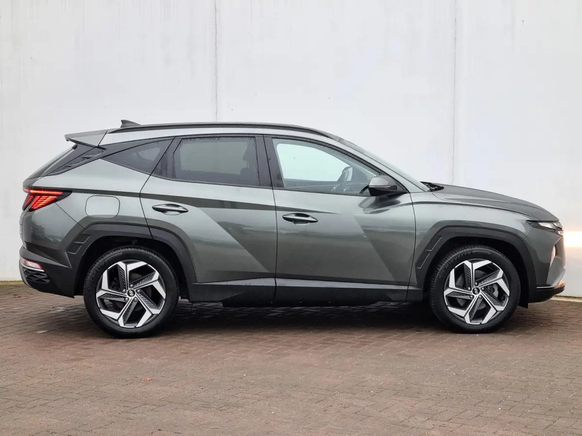 1.6 T-GDI PHEV I-Motion 4WD Automaat / 265pk / 1350KG Trekgewicht / Navigatie via Android Auto/Apple Carplay / Camera/ Cruise Control Adaptief / Premium Velgen