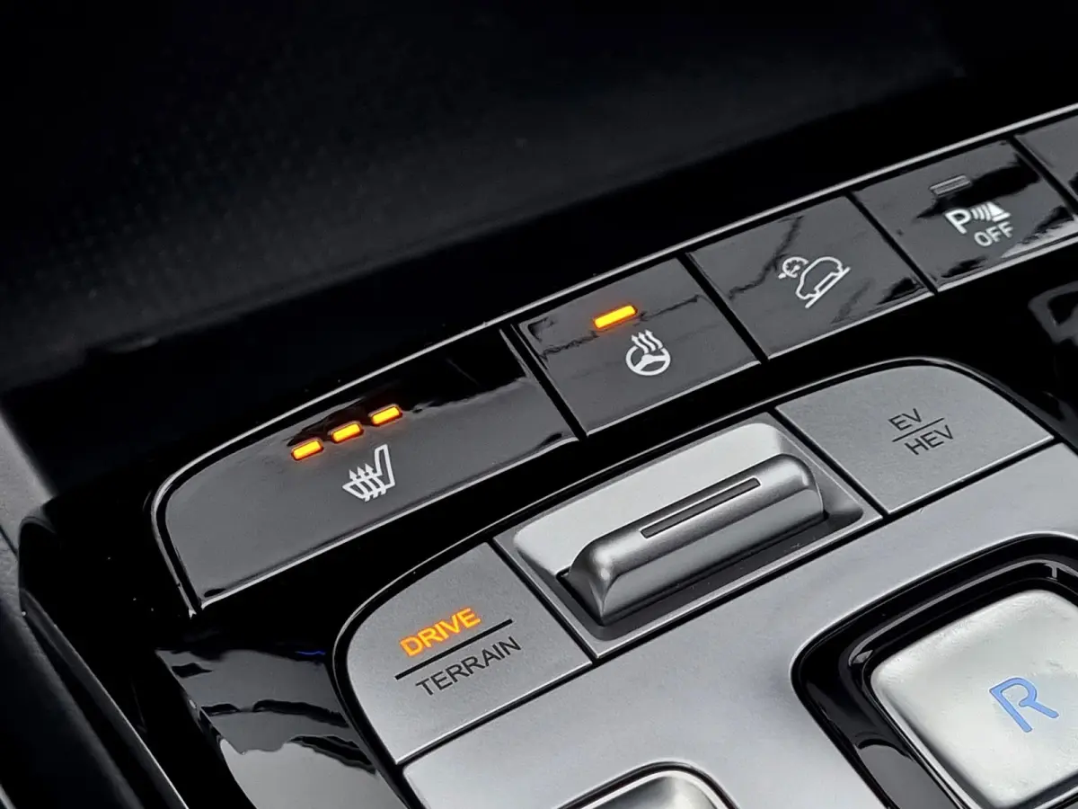 1.6 T-GDI PHEV I-Motion 4WD Automaat / 265pk / 1350KG Trekgewicht / Navigatie via Android Auto/Apple Carplay / Camera/ Cruise Control Adaptief / Premium Velgen