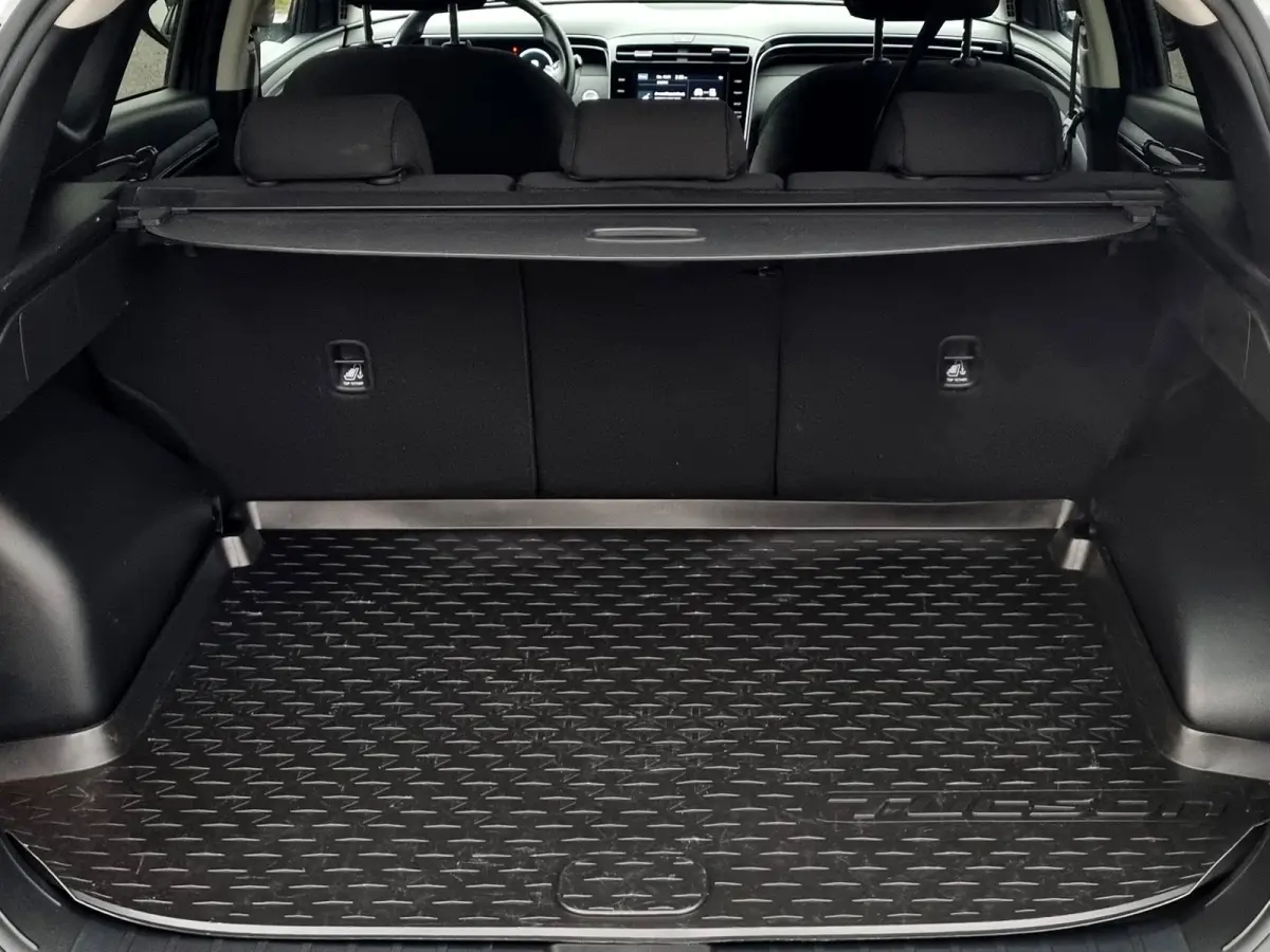 1.6 T-GDI PHEV I-Motion 4WD Automaat / 265pk / 1350KG Trekgewicht / Navigatie via Android Auto/Apple Carplay / Camera/ Cruise Control Adaptief / Premium Velgen