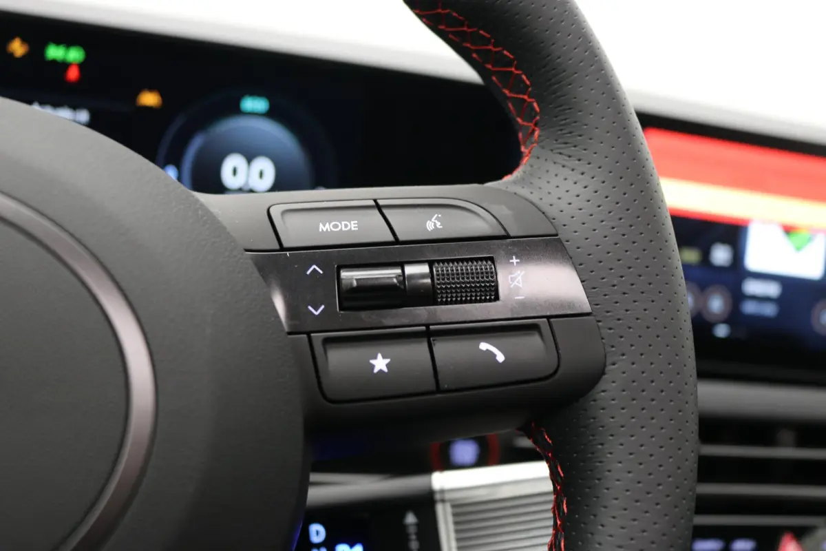 1.6 T-GDI PHEV N Line Business / Prijs is rijklaar / Adaptieve Cruise Control / Navigatie / Keyless Entry / Snel leverbaar / 5 Jaar fabrieksgarantie /