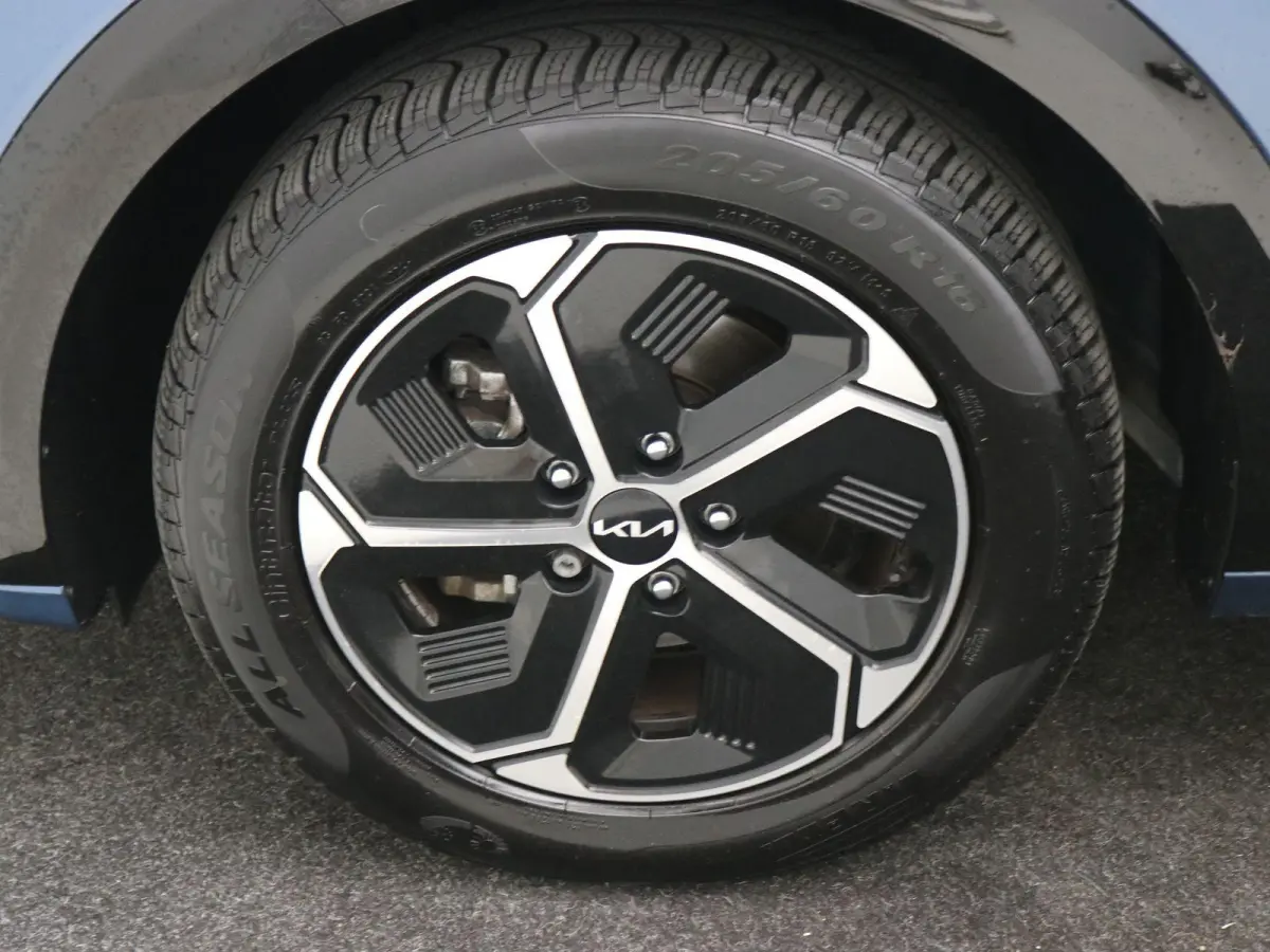 1.6 GDi Hybrid DynamicLine / Automaat / Navigatie / Achteruitrij Camera /Adaptieve Cruise / 1ste Eigenaar / Dealeronderhouden / Fabrieksgarantie tot 2-2030 /