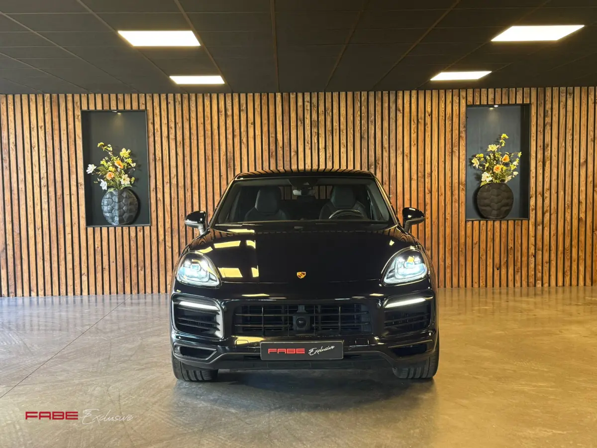 3.0 / Sport chrono / HUD / Sportuitlaat / Bose / Trekhaak / Memory / Stoelventilatie / Pano