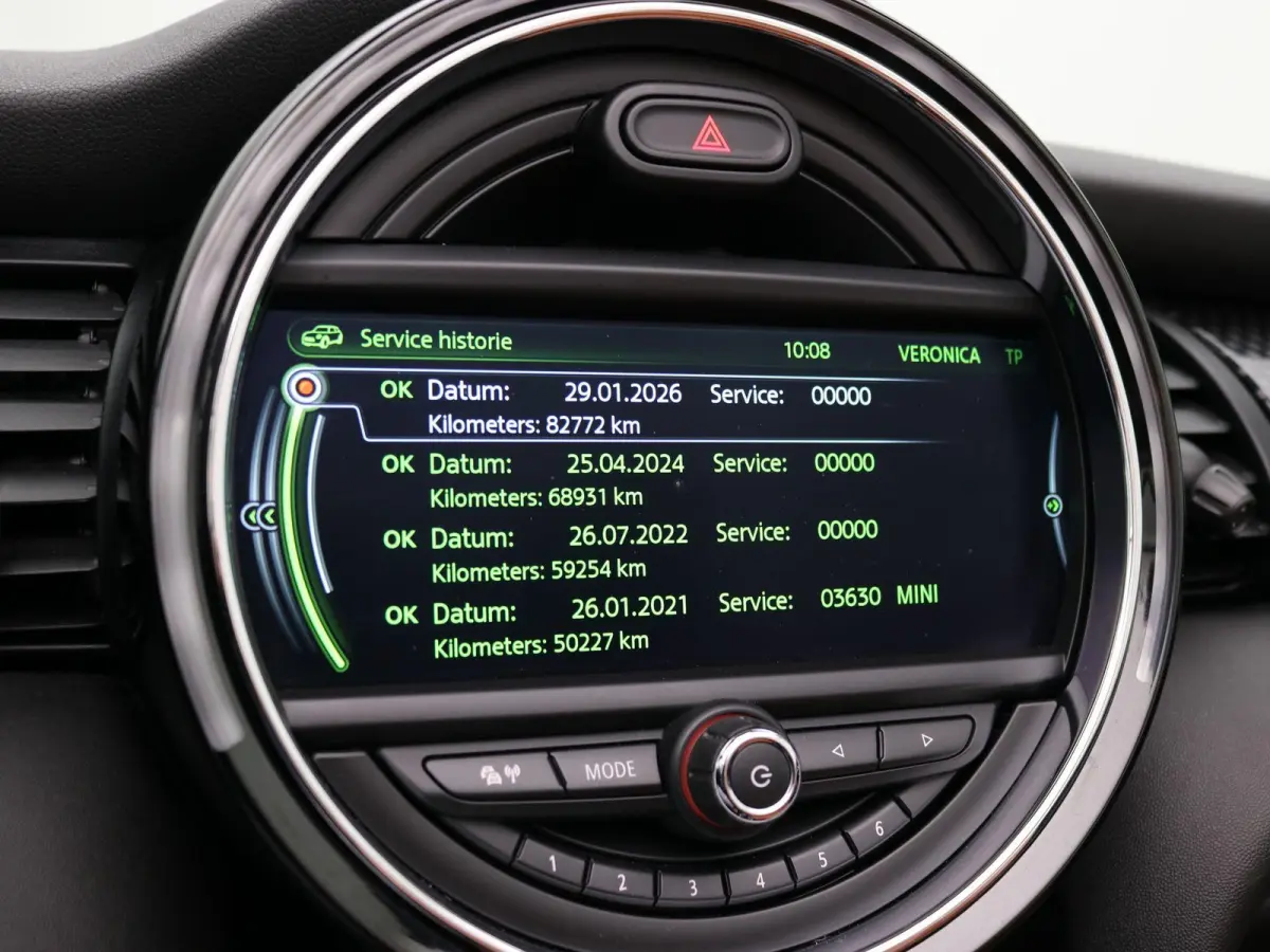 2.0 S Chili Serious Business / Navigatie / Parkeersensoren voor en achter / Historie digitaal aanwezig / Stoelverwarming voor / Airco Climat Control / LMV / Elektrisch Cabriodak / Lederen be