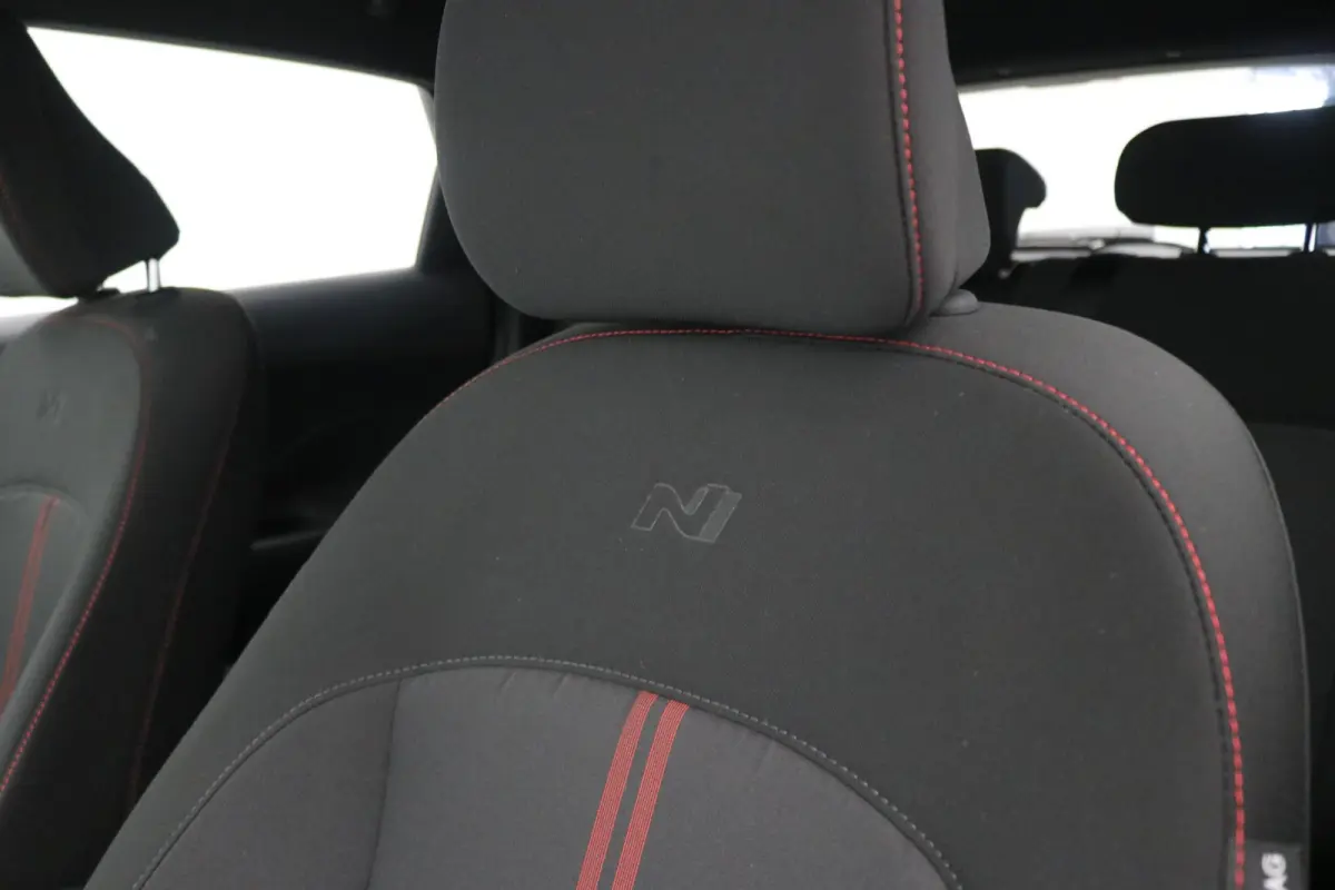 N Line Business 64.8 kWh / Navigatie / Cruise Control Adaptief / Airco Automatisch / 18" LMV / Warmtepomp / 3-Fase /