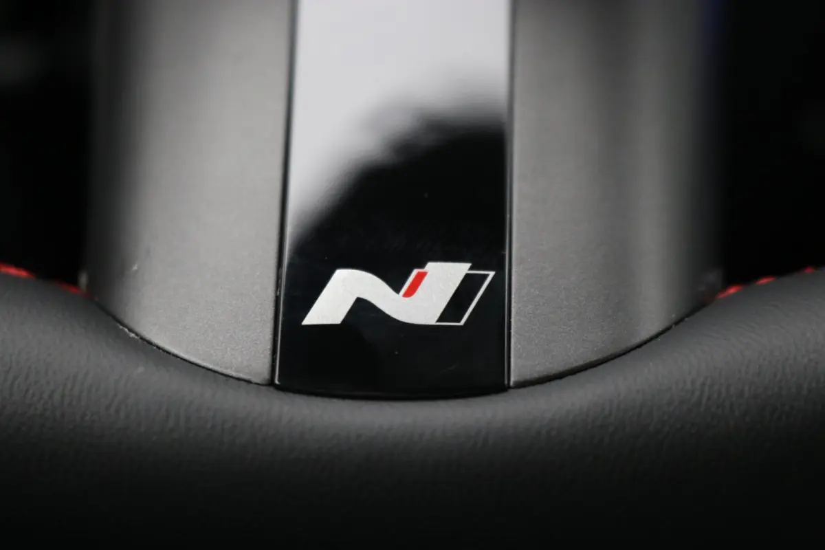 N Line Business 64.8 kWh / Navigatie / Cruise Control Adaptief / Airco Automatisch / 18" LMV / Warmtepomp / 3-Fase /