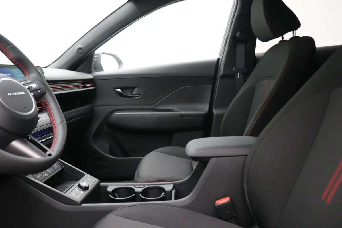 N Line Business 64.8 kWh / Navigatie / Cruise Control Adaptief / Airco Automatisch / 18" LMV / Warmtepomp / 3-Fase /