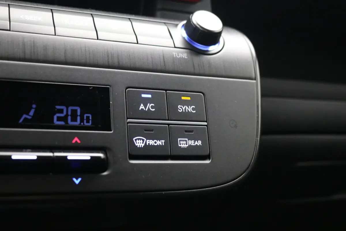 N Line Business 64.8 kWh / Navigatie / Cruise Control Adaptief / Airco Automatisch / 18" LMV / Warmtepomp / 3-Fase /