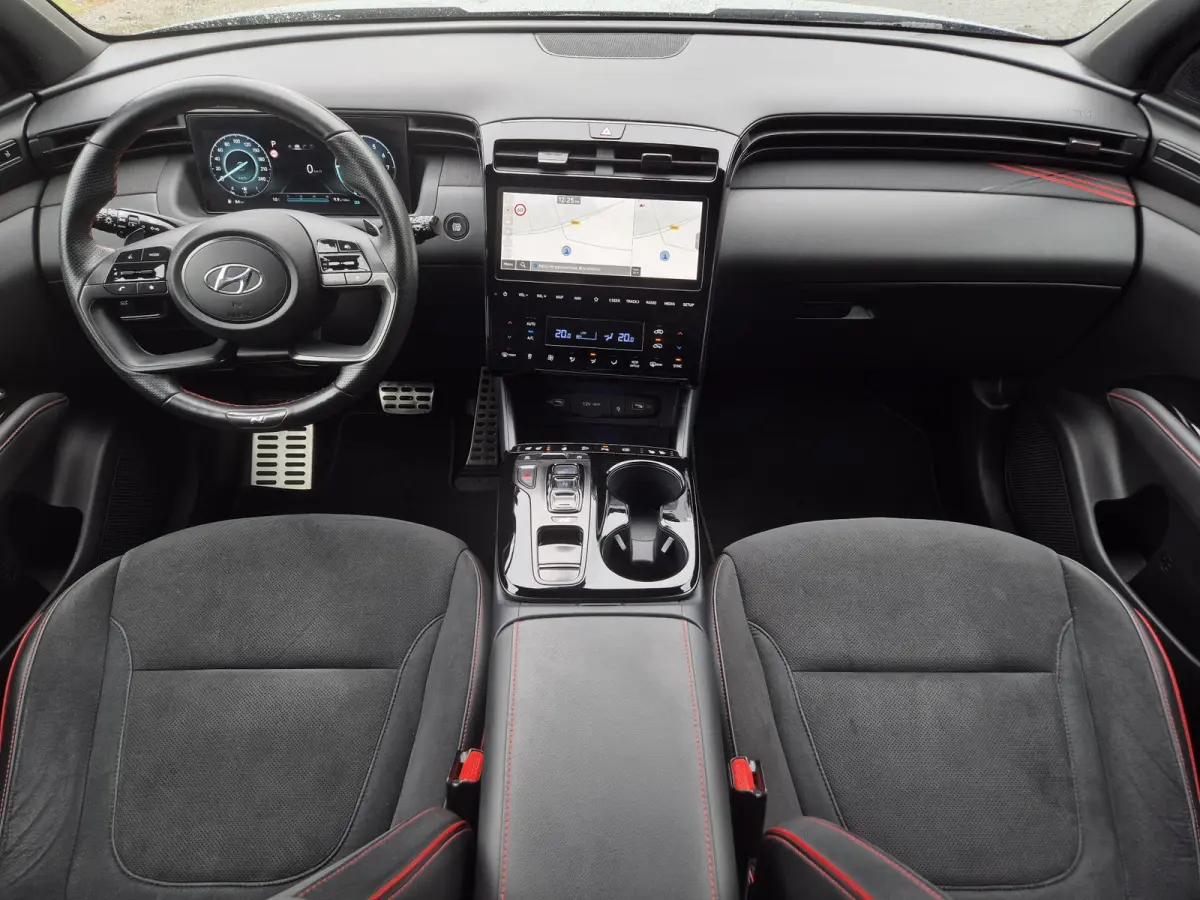 1.6 T-GDI HEV N Line Sky / Dealer onderhouden / Fabrieksgarantie tot 03-2027 / Trekhaak afneembaar / Panorama schuifdak / Trekgewicht 1650 kg / Navigatie / Apple Carplay Android / Elektrisch