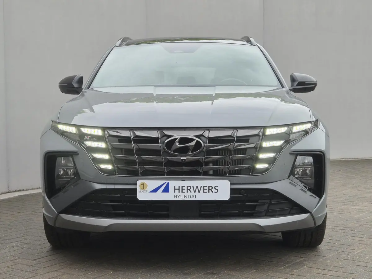 1.6 T-GDI HEV N Line Sky / Dealer onderhouden / Fabrieksgarantie tot 03-2027 / Trekhaak afneembaar / Panorama schuifdak / Trekgewicht 1650 kg / Navigatie / Apple Carplay Android / Elektrisch