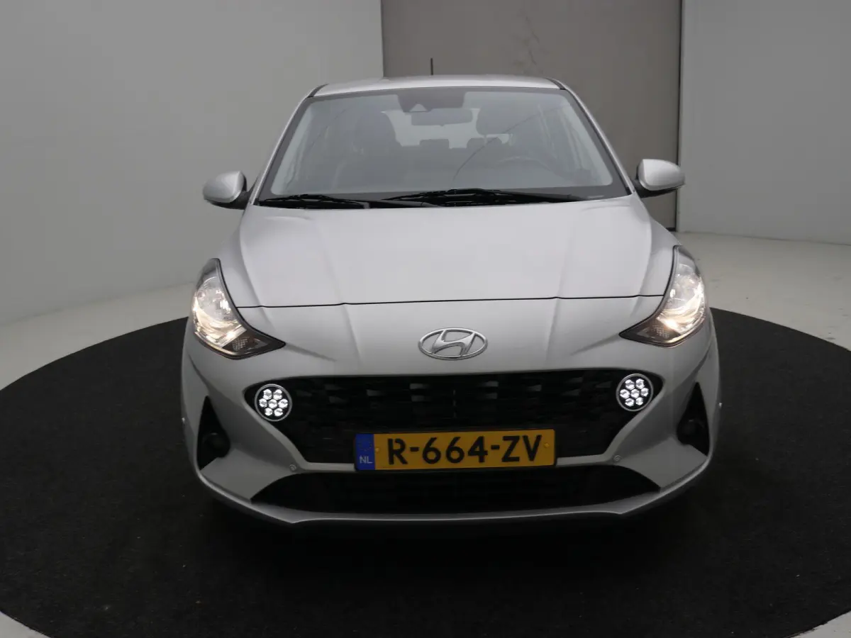 1.0 Comfort Smart 5-zits Automaat/ Navigatie / Airco / Cruise Control / Achteruitrijcamera / NL Auto / Apple CarPlay & Android Auto / LMV / / Navigatie / Airco / Cruise Control / Achteruitri
