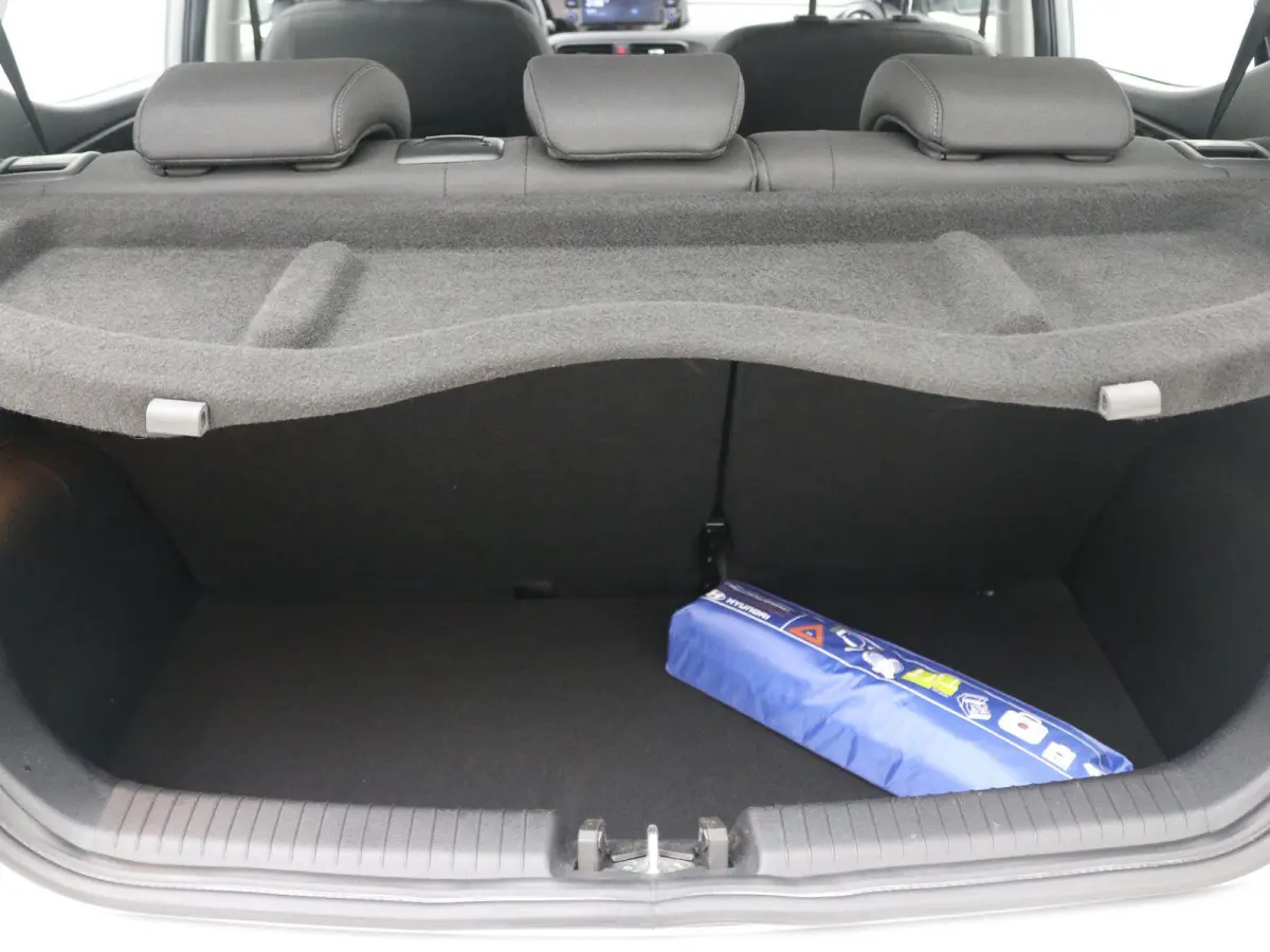 1.0 Comfort Smart 5-zits Automaat/ Navigatie / Airco / Cruise Control / Achteruitrijcamera / NL Auto / Apple CarPlay & Android Auto / LMV / / Navigatie / Airco / Cruise Control / Achteruitri