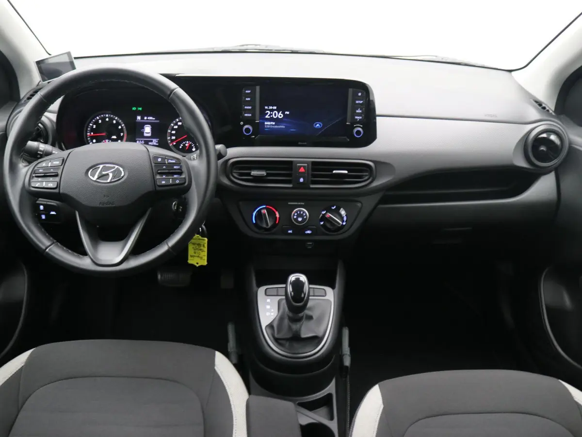 1.0 Comfort Smart 5-zits Automaat/ Navigatie / Airco / Cruise Control / Achteruitrijcamera / NL Auto / Apple CarPlay & Android Auto / LMV / / Navigatie / Airco / Cruise Control / Achteruitri