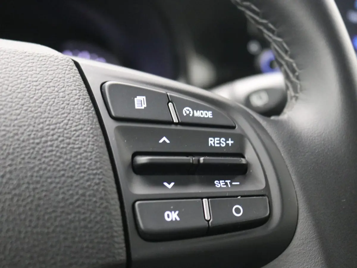 1.0 Comfort Smart 5-zits Automaat/ Navigatie / Airco / Cruise Control / Achteruitrijcamera / NL Auto / Apple CarPlay & Android Auto / LMV / / Navigatie / Airco / Cruise Control / Achteruitri