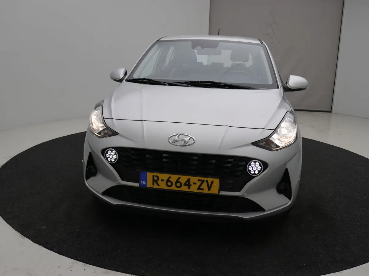 1.0 Comfort Smart 5-zits Automaat/ Navigatie / Airco / Cruise Control / Achteruitrijcamera / NL Auto / Apple CarPlay & Android Auto / LMV / / Navigatie / Airco / Cruise Control / Achteruitri