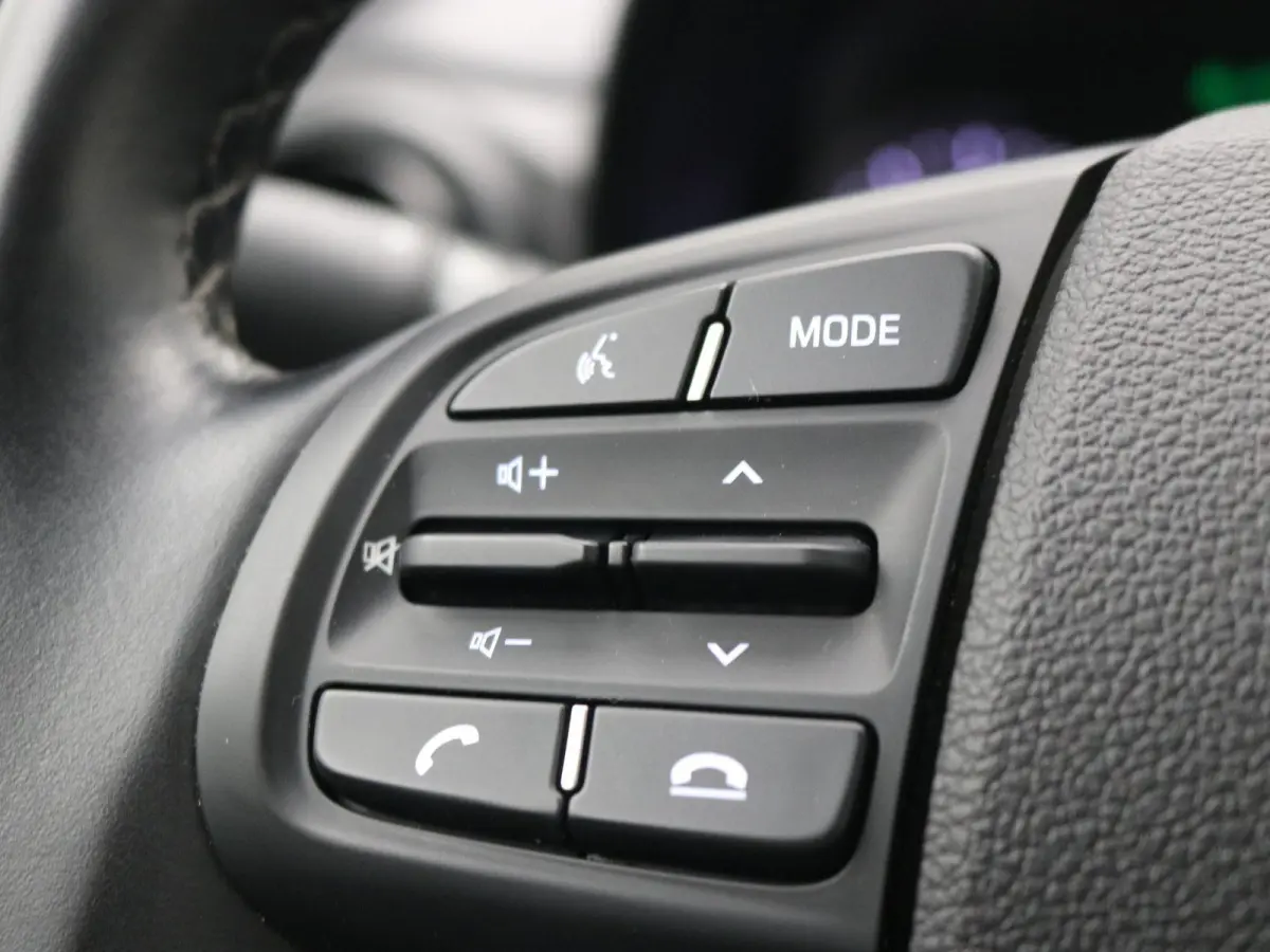 1.0 Comfort Smart 5-zits Automaat/ Navigatie / Airco / Cruise Control / Achteruitrijcamera / NL Auto / Apple CarPlay & Android Auto / LMV / / Navigatie / Airco / Cruise Control / Achteruitri