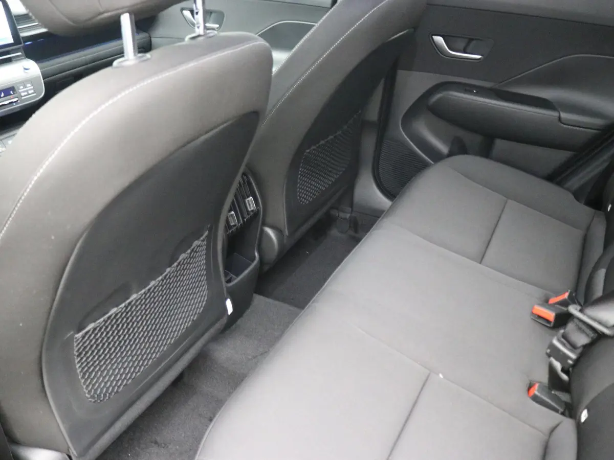 1.6 GDI HEV Comfort Smart / Navigatie / 18" LMV / Adaptieve Cruise Control / Parkeersensoren voor en achter / NL Auto / 5 Jaar Fabrieksgarantie / Achteruitrijcamera /