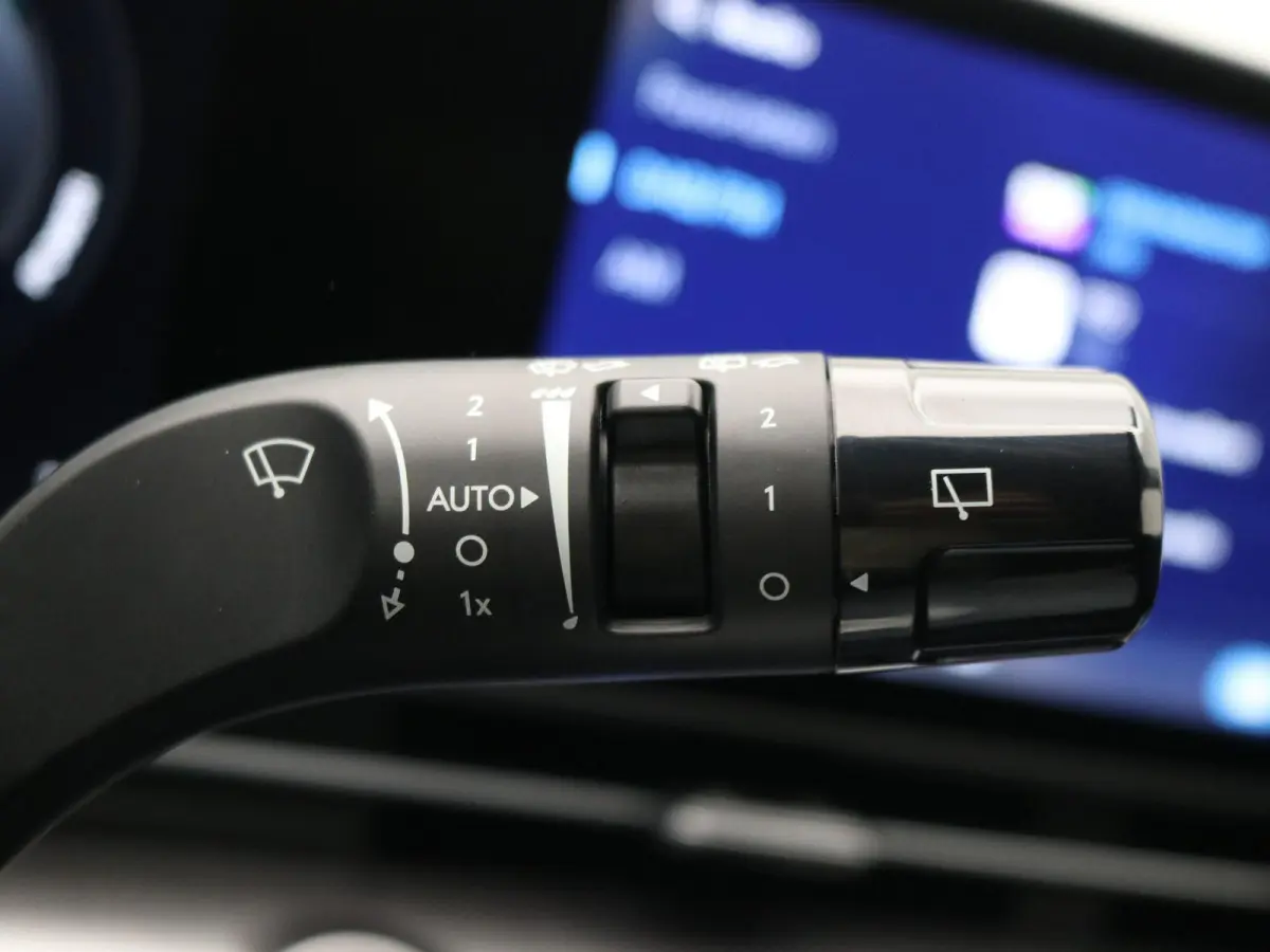 1.6 GDI HEV Comfort Smart / Navigatie / 18" LMV / Adaptieve Cruise Control / Parkeersensoren voor en achter / NL Auto / 5 Jaar Fabrieksgarantie / Achteruitrijcamera /