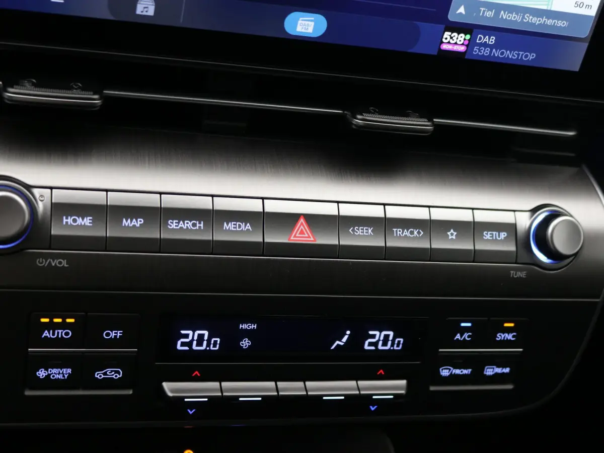1.6 GDI HEV Comfort Smart / Navigatie / 18" LMV / Adaptieve Cruise Control / Parkeersensoren voor en achter / NL Auto / 5 Jaar Fabrieksgarantie / Achteruitrijcamera /