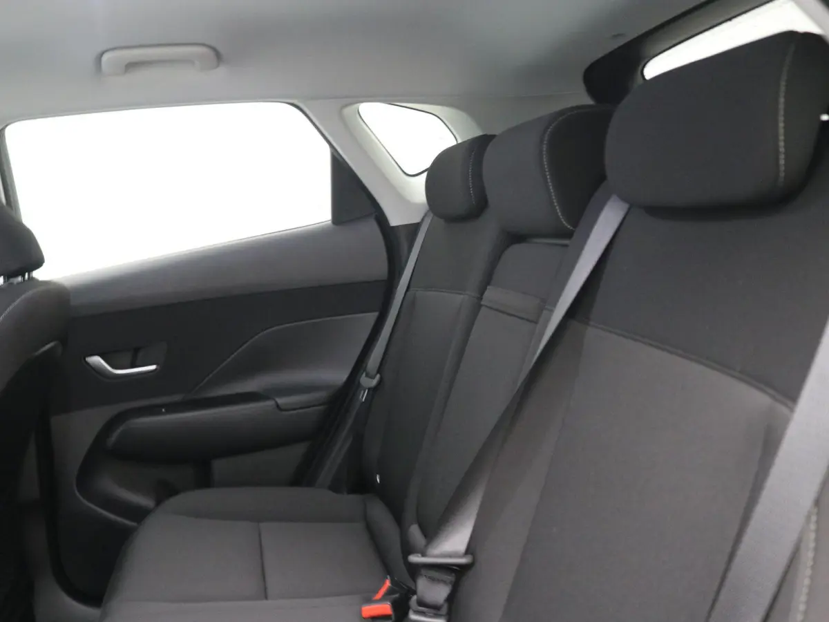1.6 GDI HEV Comfort Smart / Navigatie / 18" LMV / Adaptieve Cruise Control / Parkeersensoren voor en achter / NL Auto / 5 Jaar Fabrieksgarantie / Achteruitrijcamera /