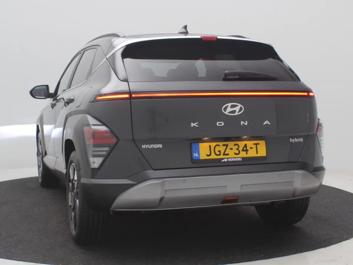 1.6 GDI HEV Comfort Smart / Navigatie / 18" LMV / Adaptieve Cruise Control / Parkeersensoren voor en achter / NL Auto / 5 Jaar Fabrieksgarantie / Achteruitrijcamera /