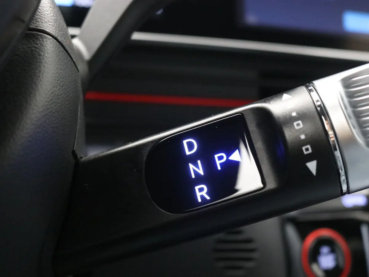 N-Line AWD 84 kWh Nieuw model/ HUD Display / 20" LMV / Warmtepomp / WLTP 578 km / 3-Fase Laden / 360 Camera / AWD / Nieuw model / Direct Leverbaar / Full Option / | Achterstoelen verwarmd | 
