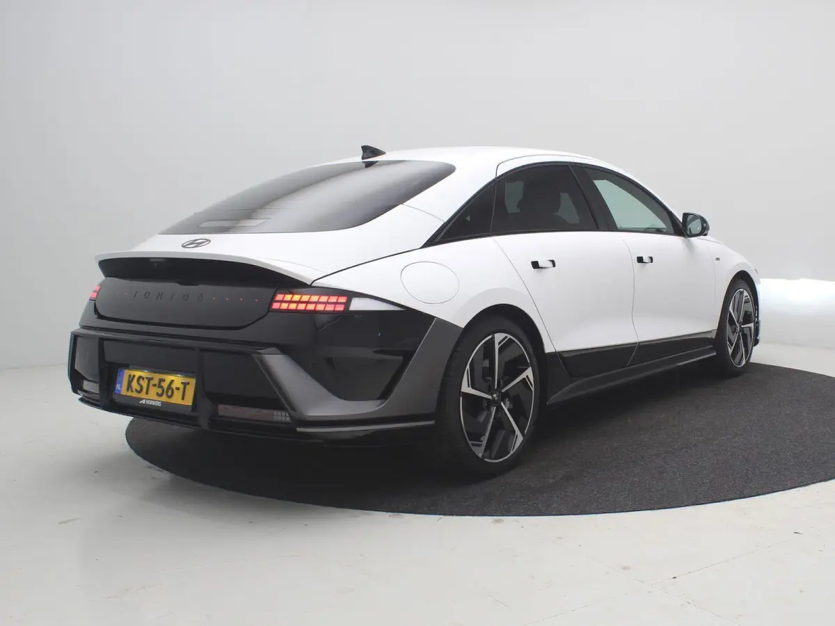 N-Line AWD 84 kWh Nieuw model/ HUD Display / 20" LMV / Warmtepomp / WLTP 578 km / 3-Fase Laden / 360 Camera / AWD / Nieuw model / Direct Leverbaar / Full Option / | Achterstoelen verwarmd | 
