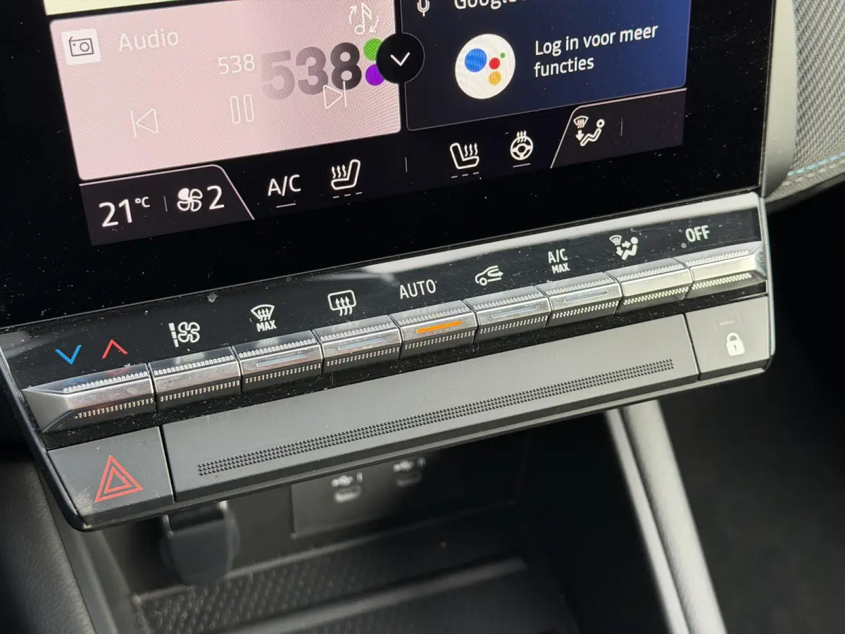 1.3 mild hybrid 160 esprit Alpine / Trekgewicht 1200 KG / Dealer Onderhouden / Harman Kardon / Two Tone / Adaptieve Cruise Control / Navigatie / Stoel & Stuurwiel Verwarming / Elektrische St