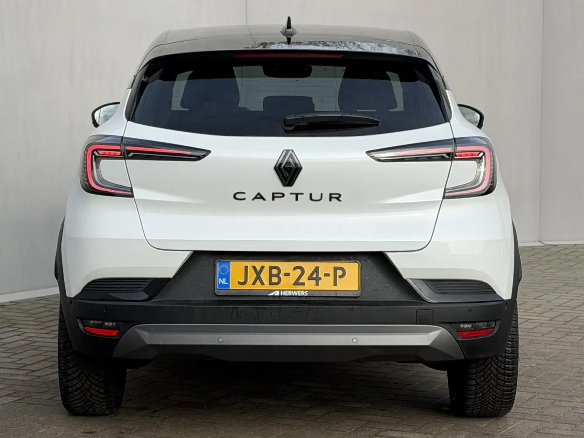 1.3 mild hybrid 160 esprit Alpine / Trekgewicht 1200 KG / Dealer Onderhouden / Harman Kardon / Two Tone / Adaptieve Cruise Control / Navigatie / Stoel & Stuurwiel Verwarming / Elektrische St