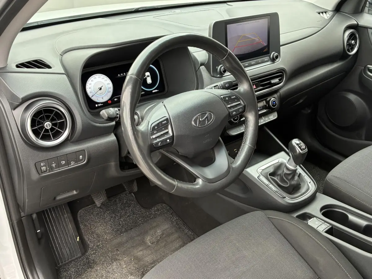 1.0 T-GDI Comfort / Navigatie d.m.v. Apple carplay/Android auto / Achteruitrijcamera / Cruise control / Bluetooth / Stoel-/Stuurverwarming / | Achteruitrijcamera | Apple Carplay/Android Auto
