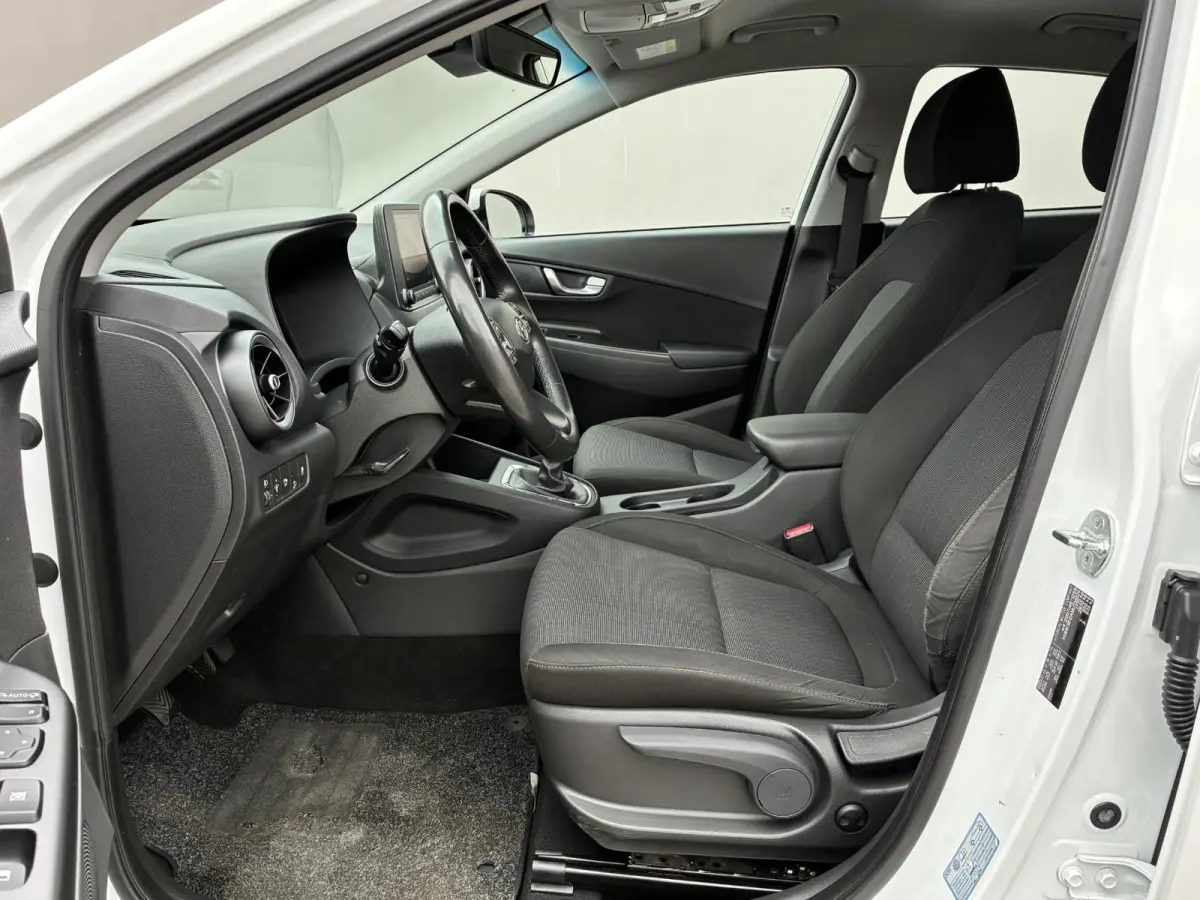 1.0 T-GDI Comfort / Navigatie d.m.v. Apple carplay/Android auto / Achteruitrijcamera / Cruise control / Bluetooth / Stoel-/Stuurverwarming / | Achteruitrijcamera | Apple Carplay/Android Auto