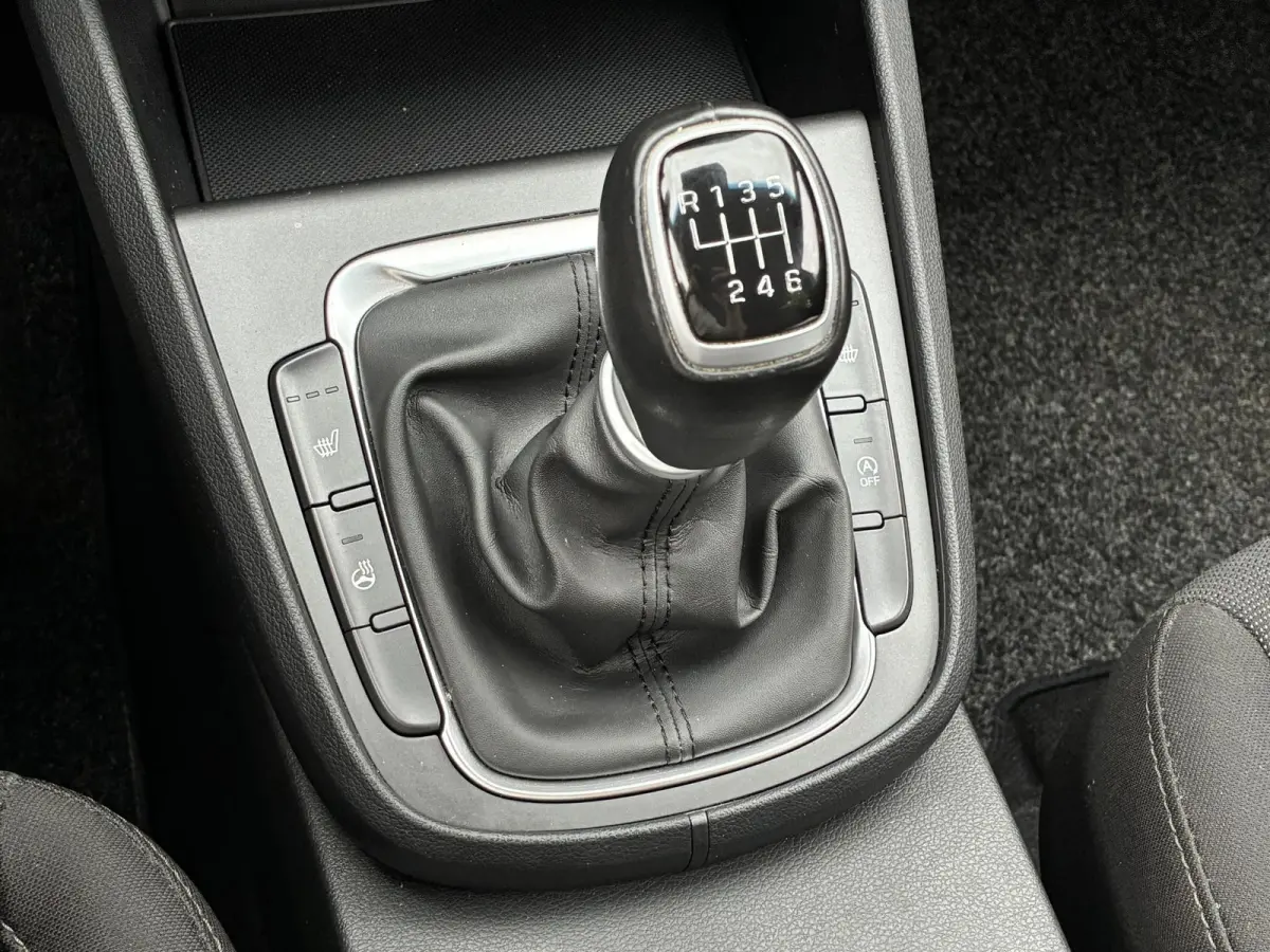 1.0 T-GDI Comfort / Navigatie d.m.v. Apple carplay/Android auto / Achteruitrijcamera / Cruise control / Bluetooth / Stoel-/Stuurverwarming / | Achteruitrijcamera | Apple Carplay/Android Auto