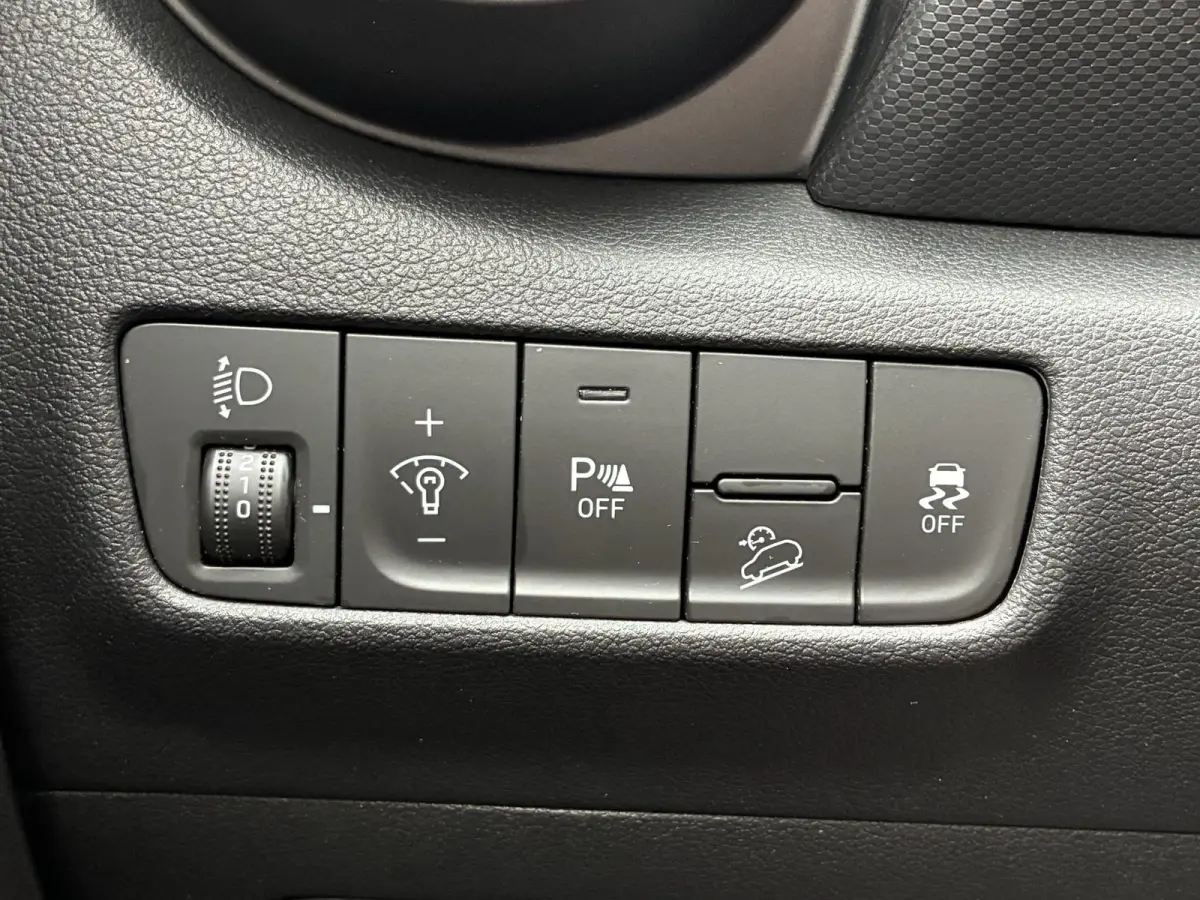 1.0 T-GDI Comfort / Navigatie d.m.v. Apple carplay/Android auto / Achteruitrijcamera / Cruise control / Bluetooth / Stoel-/Stuurverwarming / | Achteruitrijcamera | Apple Carplay/Android Auto