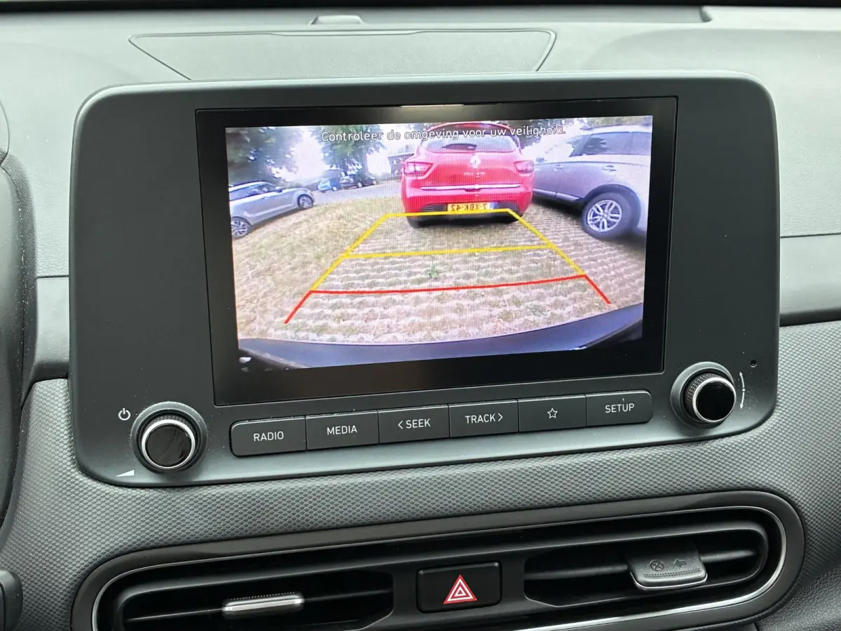1.0 T-GDI Comfort / Navigatie d.m.v. Apple carplay/Android auto / Achteruitrijcamera / Cruise control / Bluetooth / Stoel-/Stuurverwarming / | Achteruitrijcamera | Apple Carplay/Android Auto