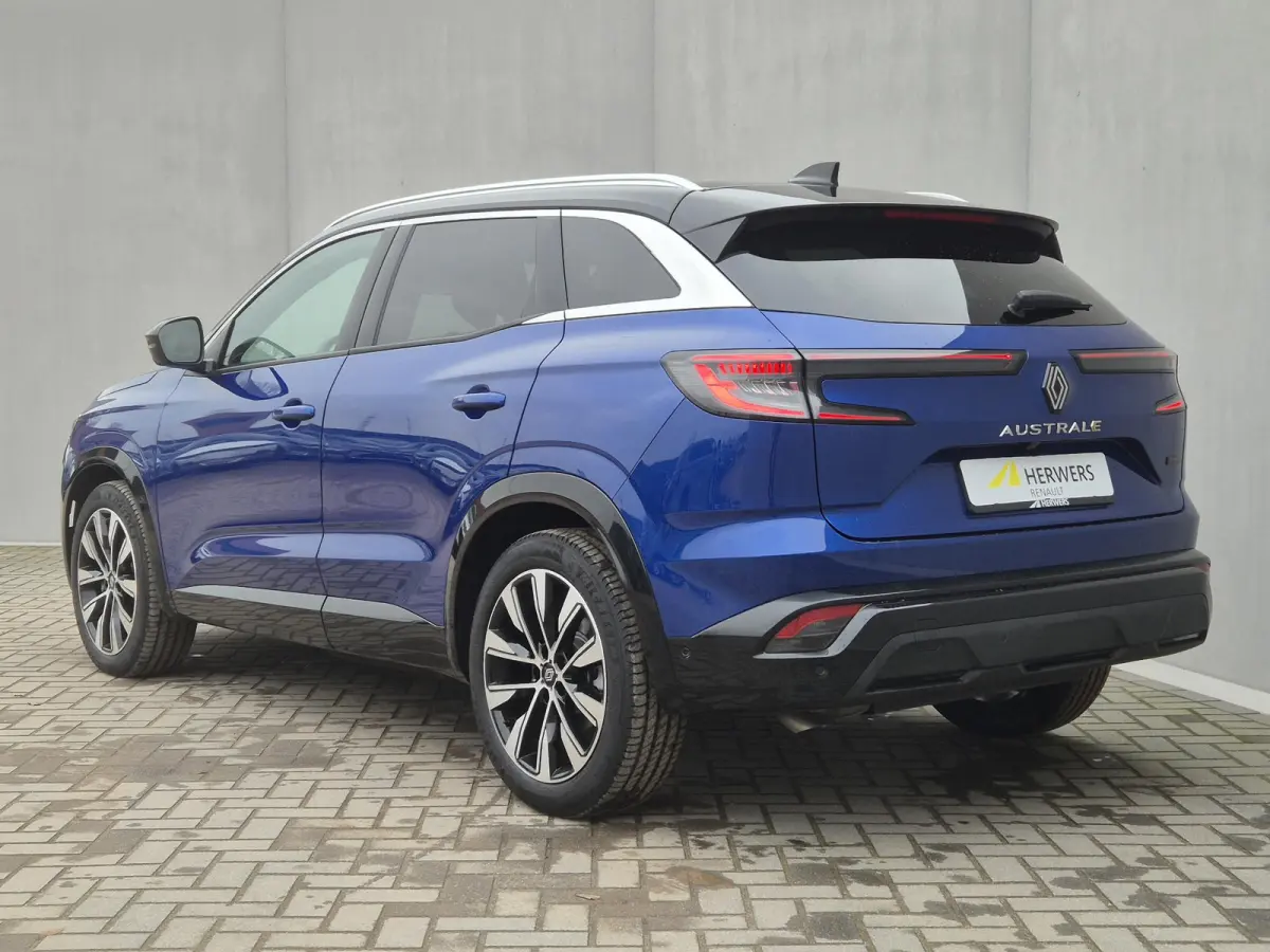 1.2 E-Tech full hybrid 200 techno / Panoramadak / Fabrieksgarantie tot 04-2028 / Trekgewicht 1500 kg / Pack Look / Rondomzicht camera / Apple Carplay Android Auto / Adaptief cruise control /