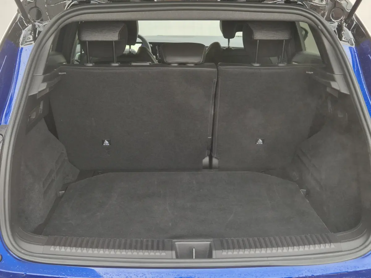 1.2 E-Tech full hybrid 200 techno / Panoramadak / Fabrieksgarantie tot 04-2028 / Trekgewicht 1500 kg / Pack Look / Rondomzicht camera / Apple Carplay Android Auto / Adaptief cruise control /