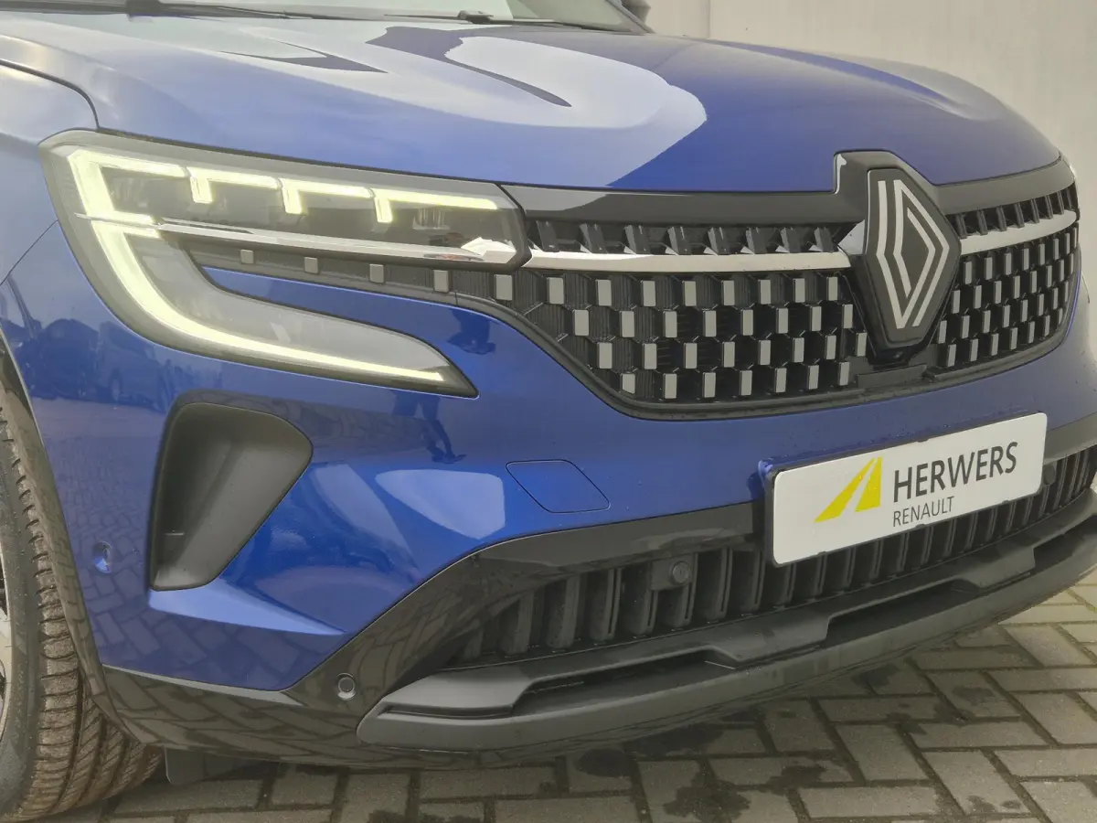 1.2 E-Tech full hybrid 200 techno / Panoramadak / Fabrieksgarantie tot 04-2028 / Trekgewicht 1500 kg / Pack Look / Rondomzicht camera / Apple Carplay Android Auto / Adaptief cruise control /