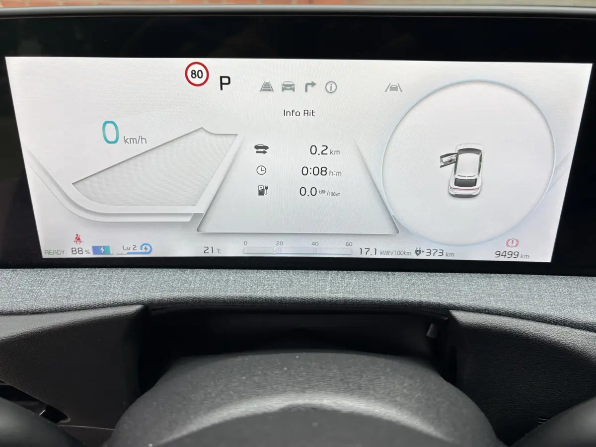 Edition 77.4 kWh / SOH 100% / Fabrieksgarantie tot 05-2032 / 1.600 kg trekgewicht / Android Auto & Apple Carplay / Navigatie / Cruise Control Adaptief / Climate Control / DAB / Draadloze Tel