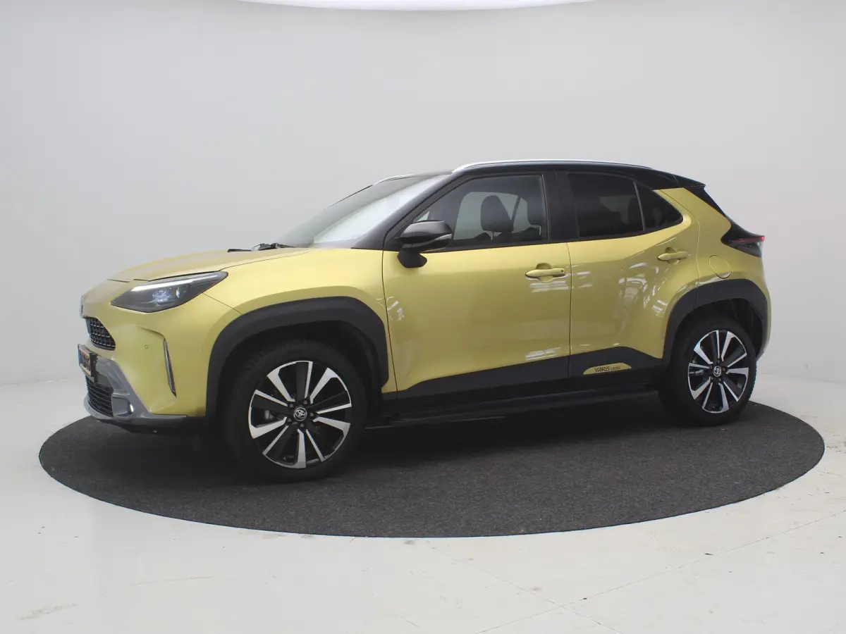1.5 Hybrid Launch Edition/ Adaptieve CC / Achteruit Rij Camera / Stoel Stuur en Vooruitverwarming / Apple Carplay / JBL Sound / Dealeronderhouden / | Achteruitrij assistent | Achteruitrijcam