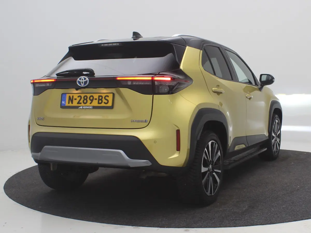 1.5 Hybrid Launch Edition/ Adaptieve CC / Achteruit Rij Camera / Stoel Stuur en Vooruitverwarming / Apple Carplay / JBL Sound / Dealeronderhouden / | Achteruitrij assistent | Achteruitrijcam