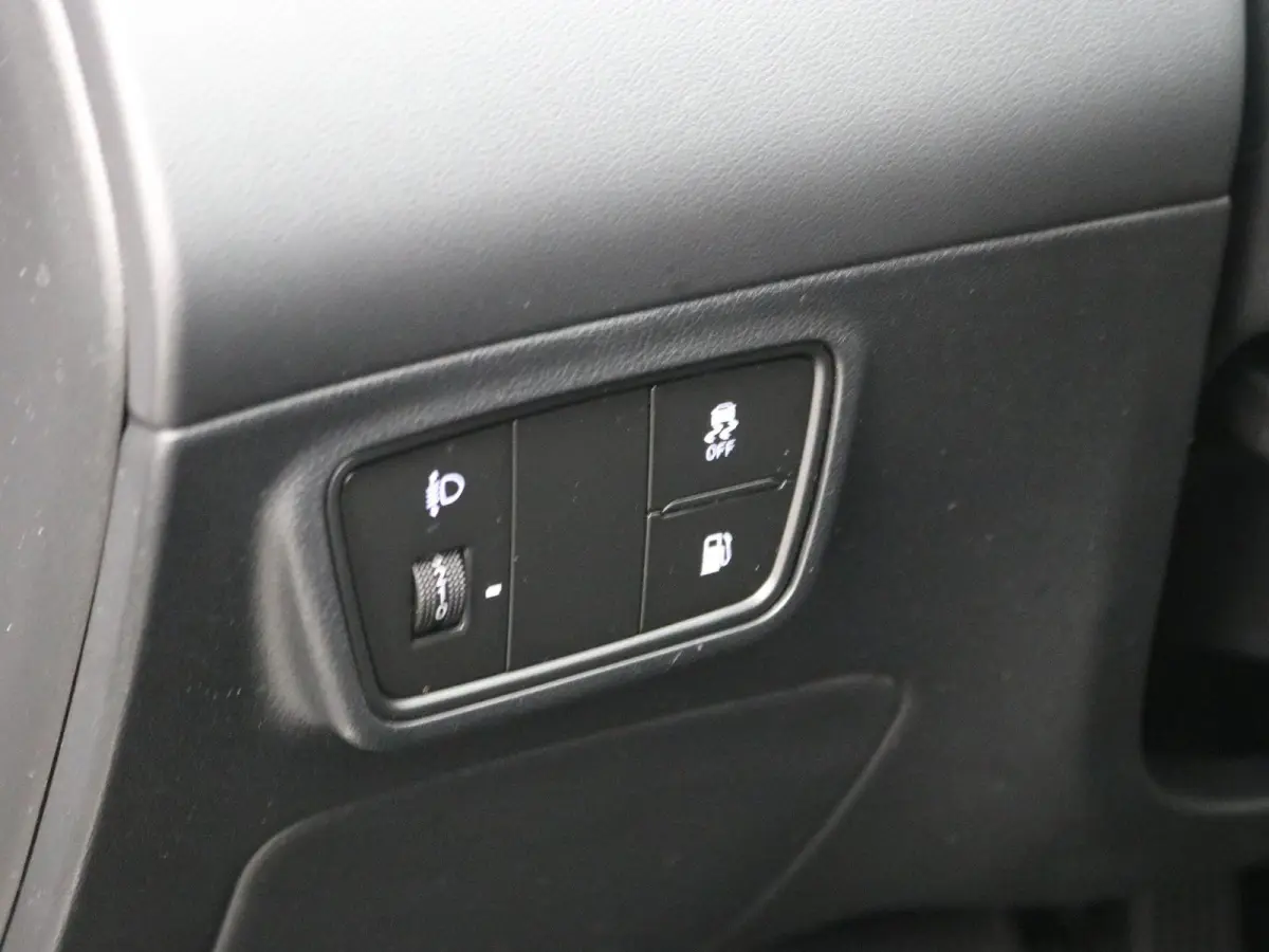 1.6 T-GDI PHEV Comfort 4WD / 1350KG Trekgewicht / Navigatie / Stoelverwarming voor / Airco Climate Control /
