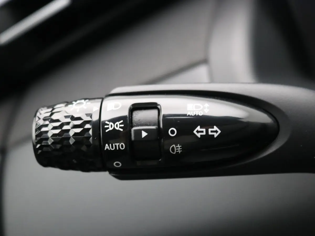 1.6 T-GDI PHEV Comfort 4WD / 1350KG Trekgewicht / Navigatie / Stoelverwarming voor / Airco Climate Control /